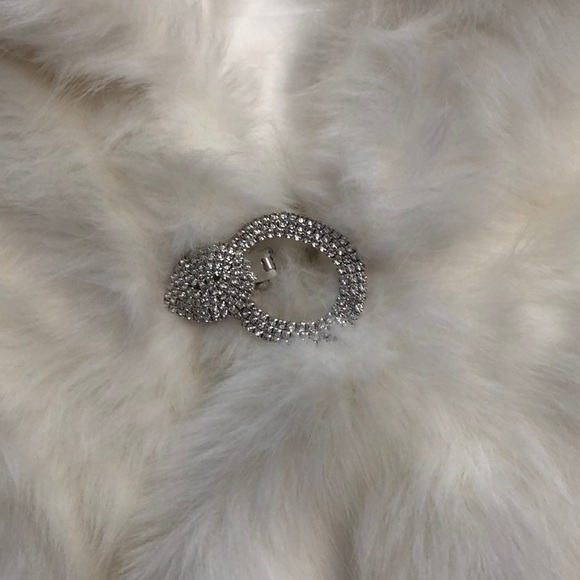 Shrug - Picture 2 of 4